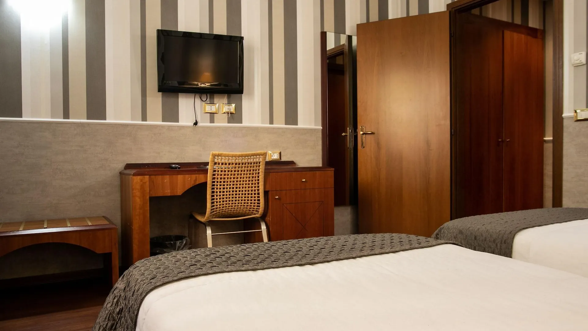 Hotel Astoria Bologne