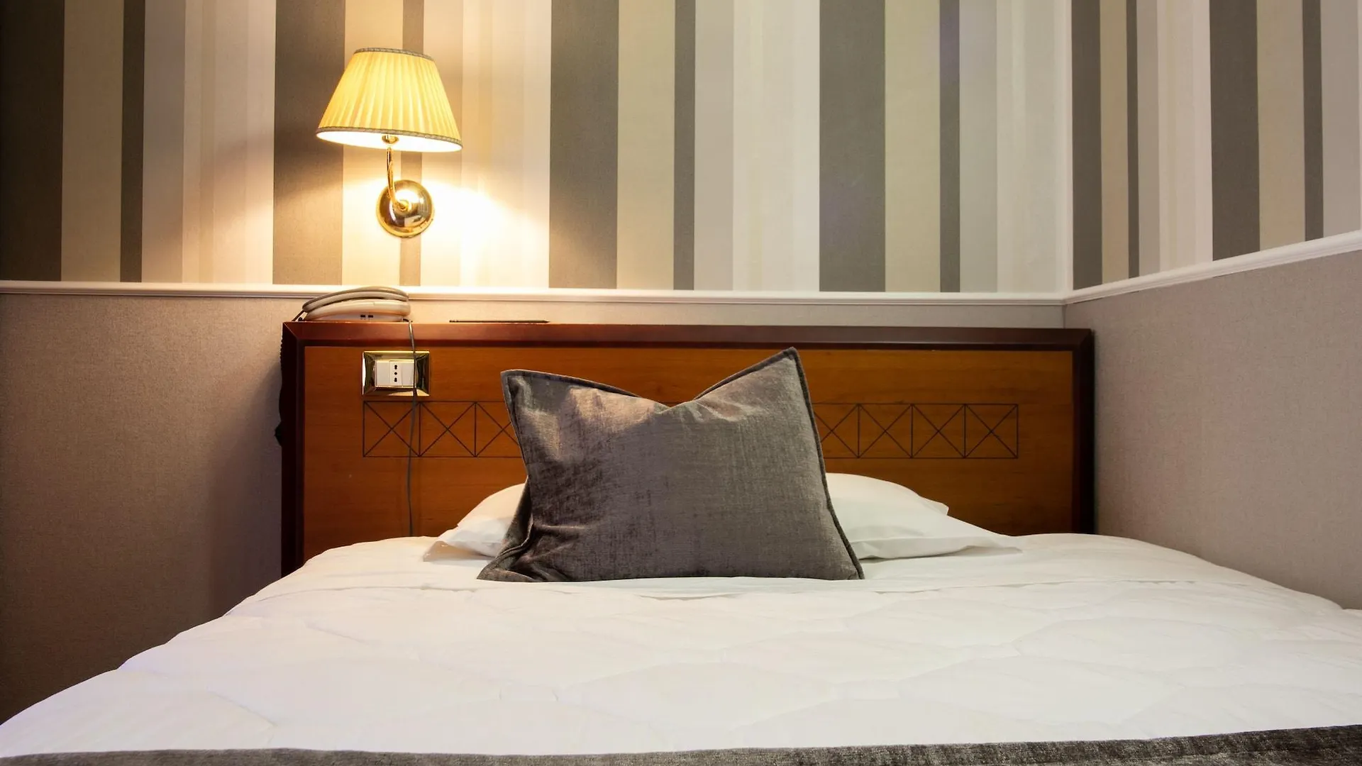 Hotel Astoria Bologne