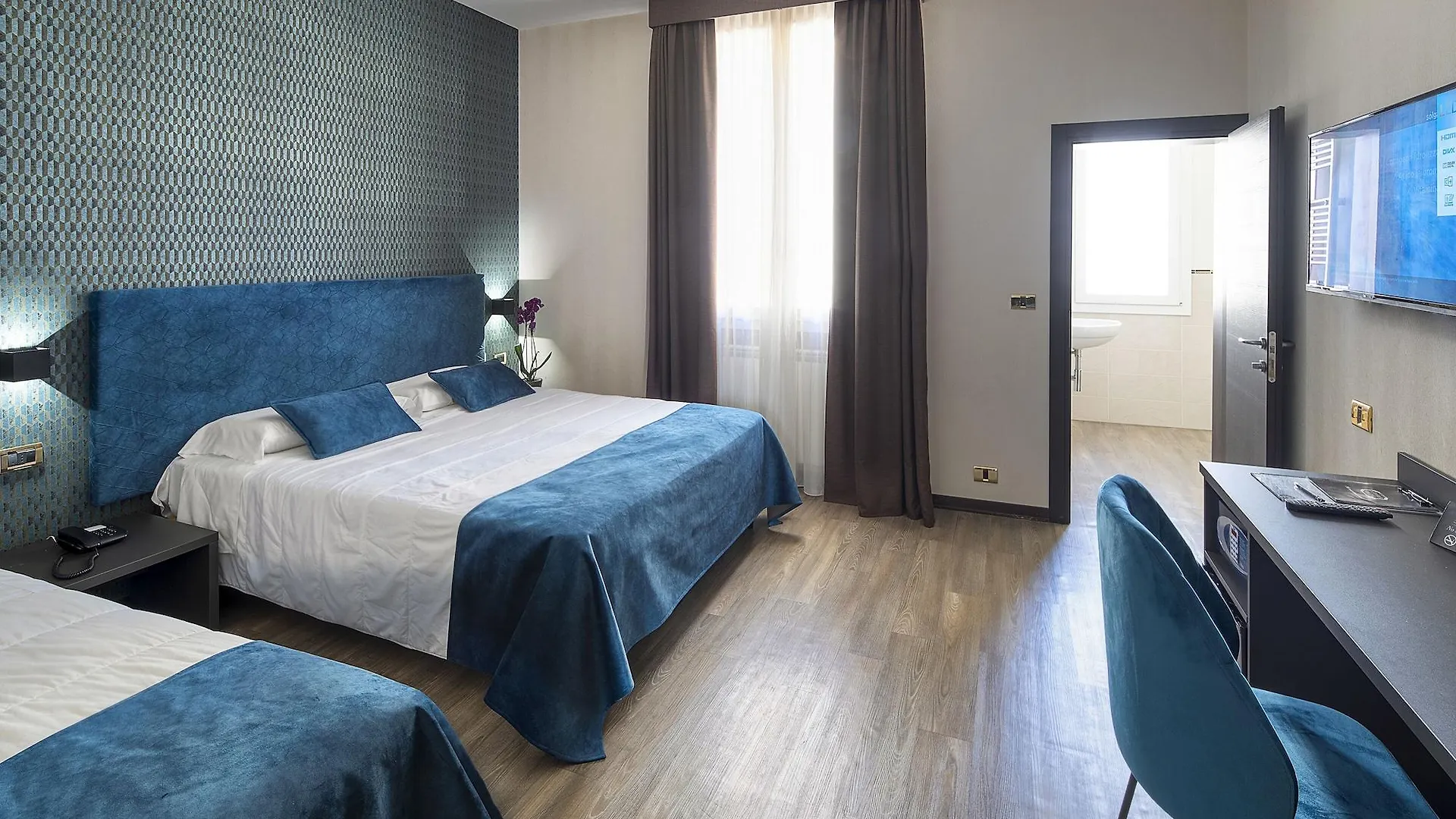 Hotel Astoria Bologna 3*,