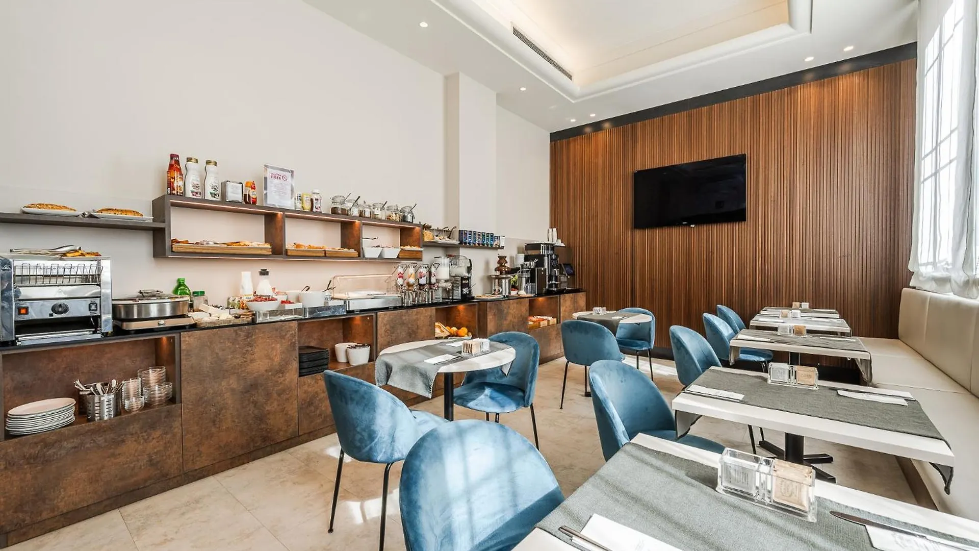 ***  Hotel Astoria Bologne Italie